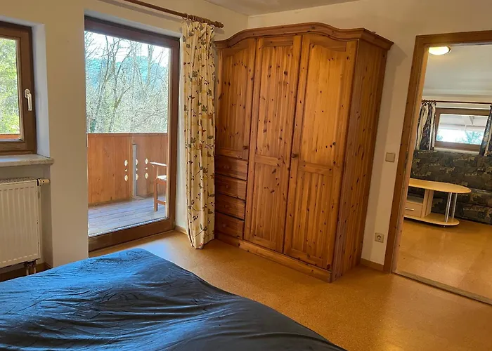 Hundepension Almfrieden * Reit im Winkl